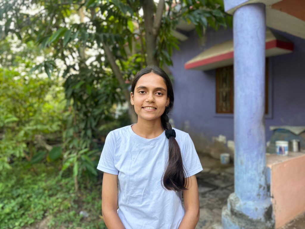 नोनी सशक्तिकरण योजना से निकिता कहरा की पढ़ाई को मिला आर्थिक संबल